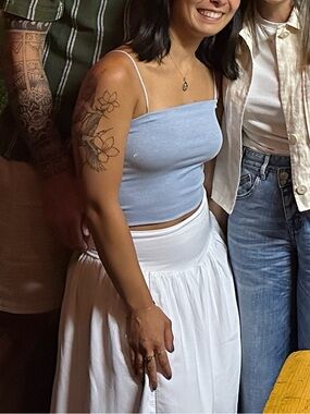 Blue cropped tank top